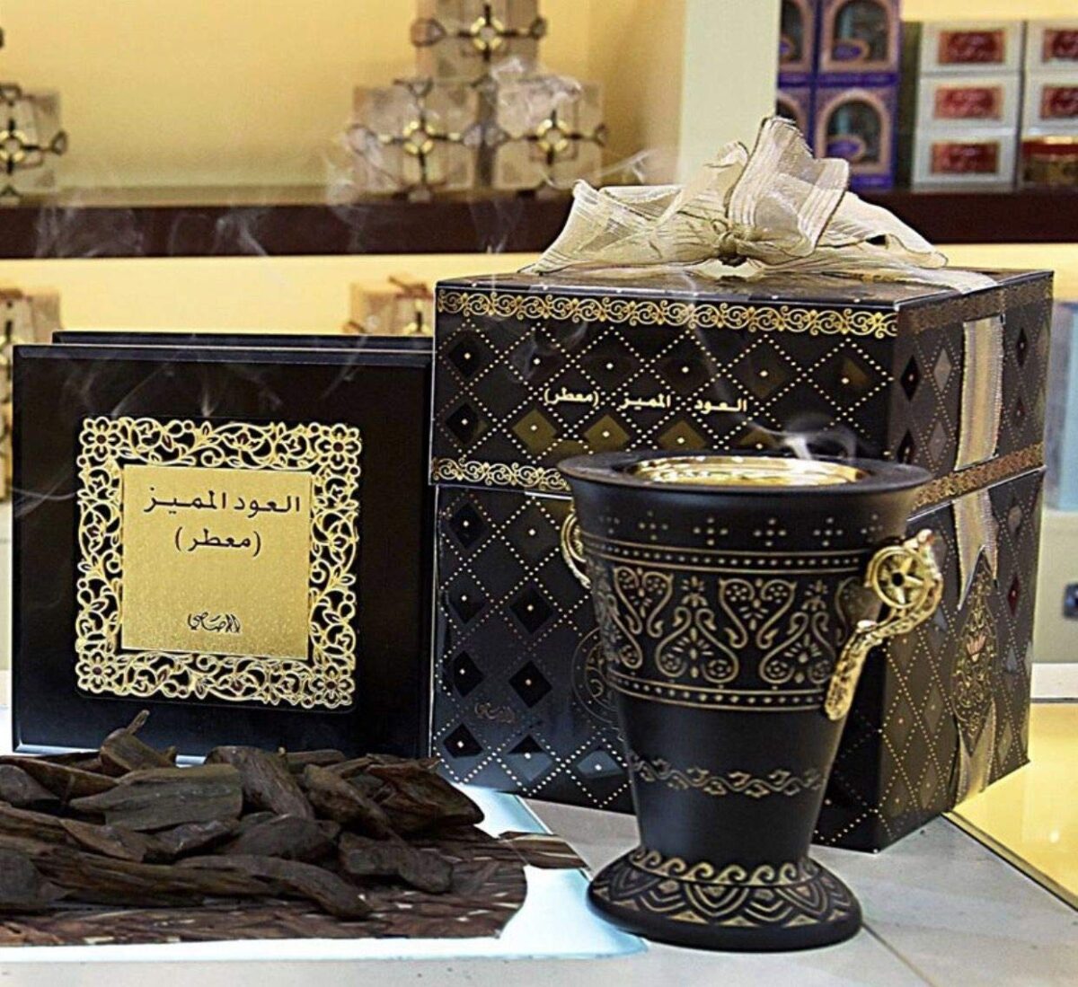 Rasasi Oudh Al Mumaiz Moattar - Incense Bakhoor Gift Pack - 80g - Image 2